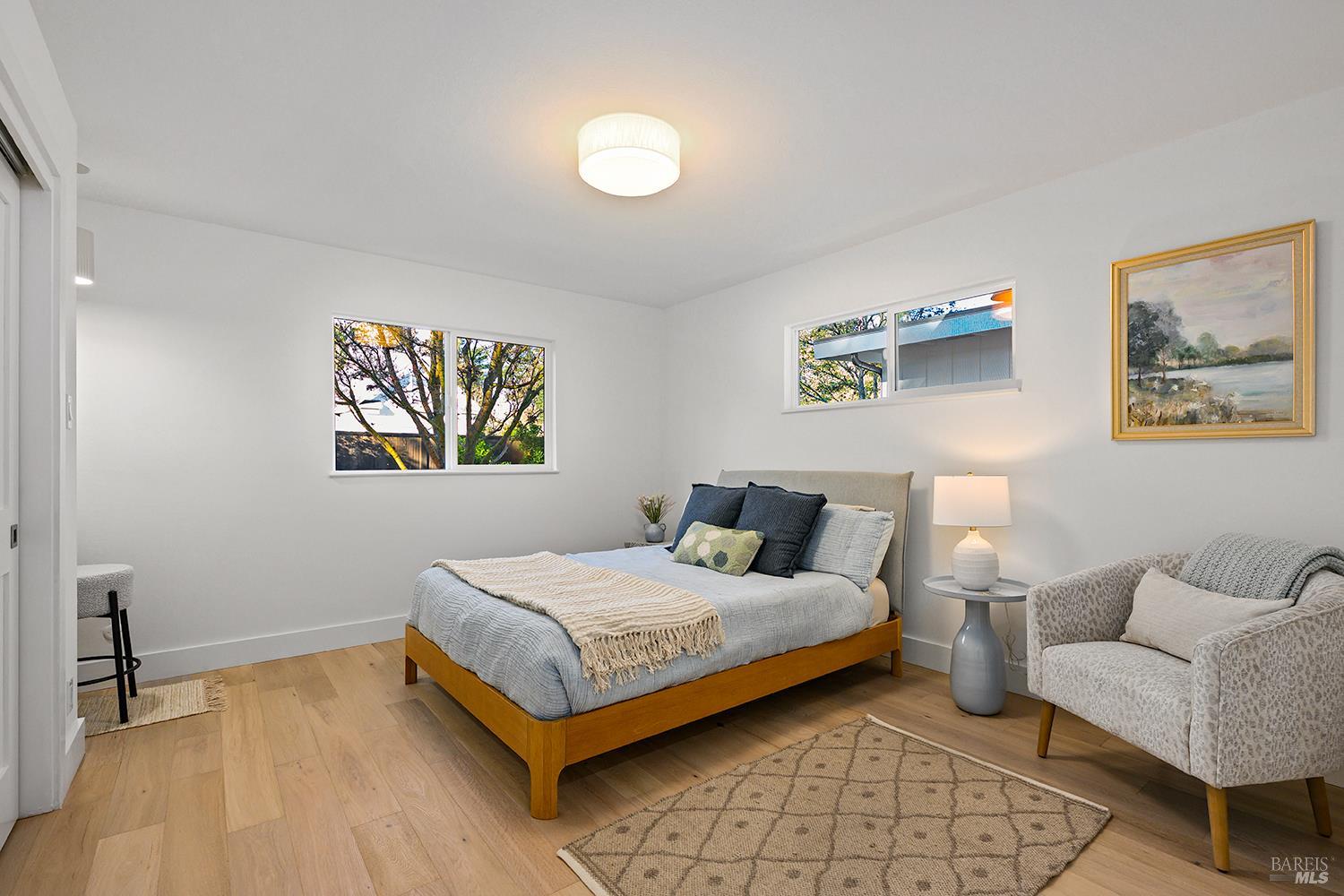 Detail Gallery Image 21 of 42 For 716 University St, Healdsburg,  CA 95448 - 4 Beds | 2/1 Baths