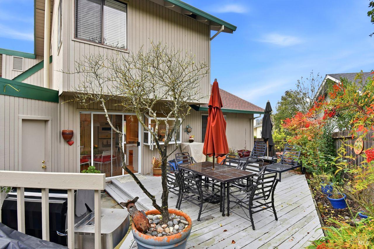 Detail Gallery Image 32 of 41 For 4762 Tarton Dr, Santa Rosa,  CA 95405 - 3 Beds | 2 Baths