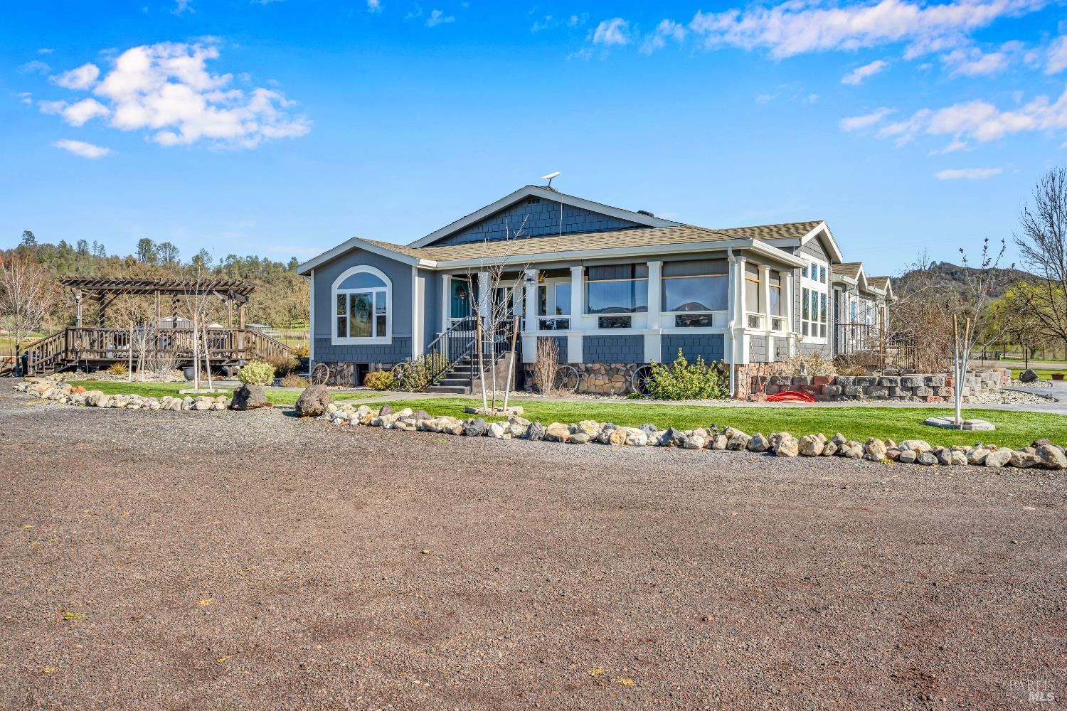 Detail Gallery Image 3 of 64 For 17432 Sendero Way, Lower Lake,  CA 95457 - 3 Beds | 2 Baths