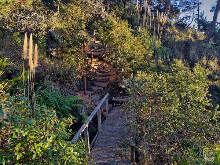 Detail Gallery Image 63 of 75 For 33500 S Highway 1 Unkn, Gualala,  CA 95445 - 3 Beds | 3 Baths