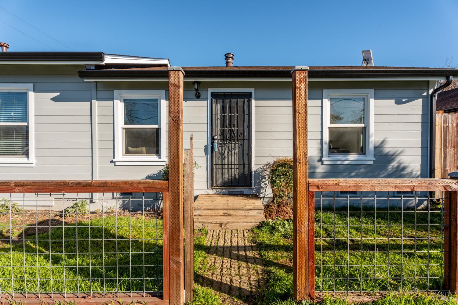 Detail Gallery Image 22 of 27 For 309 E Valley St, Willits,  CA 95490 - 3 Beds | 1 Baths