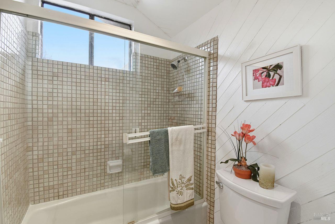 Detail Gallery Image 25 of 41 For 4762 Tarton Dr, Santa Rosa,  CA 95405 - 3 Beds | 2 Baths