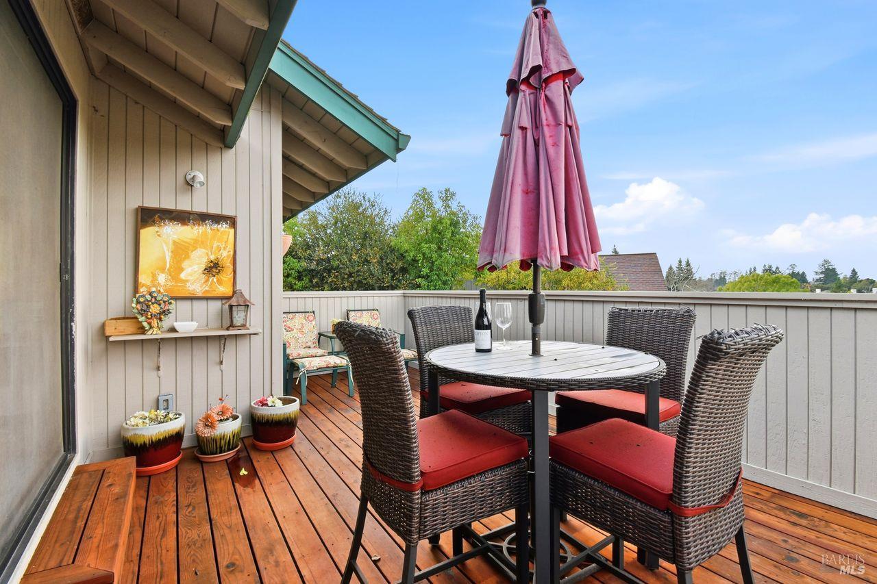 Detail Gallery Image 12 of 41 For 4762 Tarton Dr, Santa Rosa,  CA 95405 - 3 Beds | 2 Baths