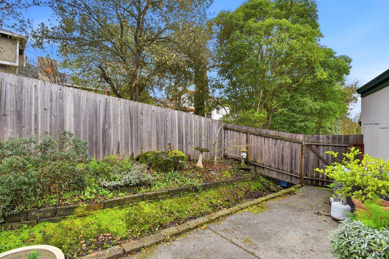 Detail Gallery Image 41 of 41 For 4762 Tarton Dr, Santa Rosa,  CA 95405 - 3 Beds | 2 Baths