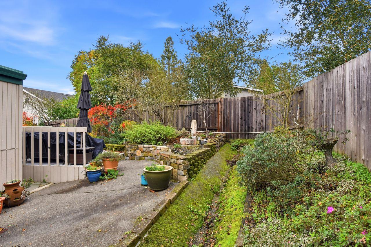 Detail Gallery Image 36 of 41 For 4762 Tarton Dr, Santa Rosa,  CA 95405 - 3 Beds | 2 Baths