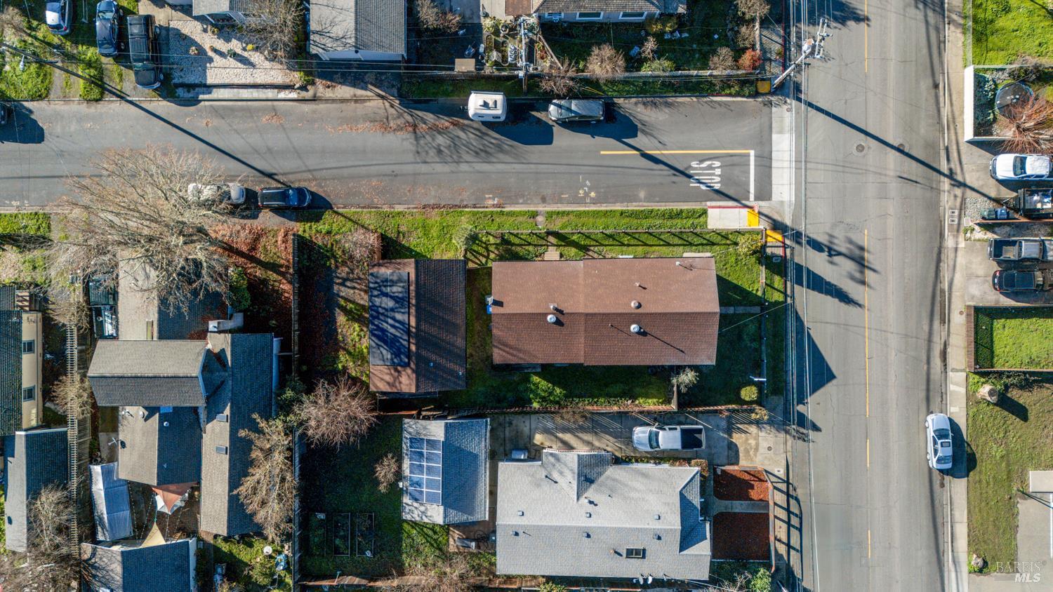 Detail Gallery Image 17 of 27 For 309 E Valley St, Willits,  CA 95490 - 3 Beds | 1 Baths