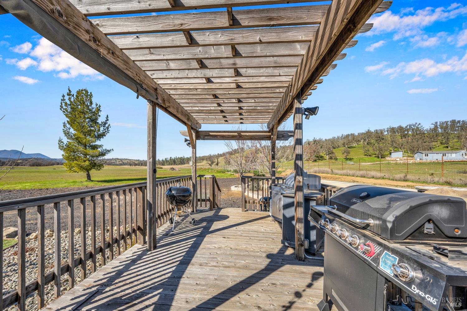 Detail Gallery Image 45 of 64 For 17432 Sendero Way, Lower Lake,  CA 95457 - 3 Beds | 2 Baths