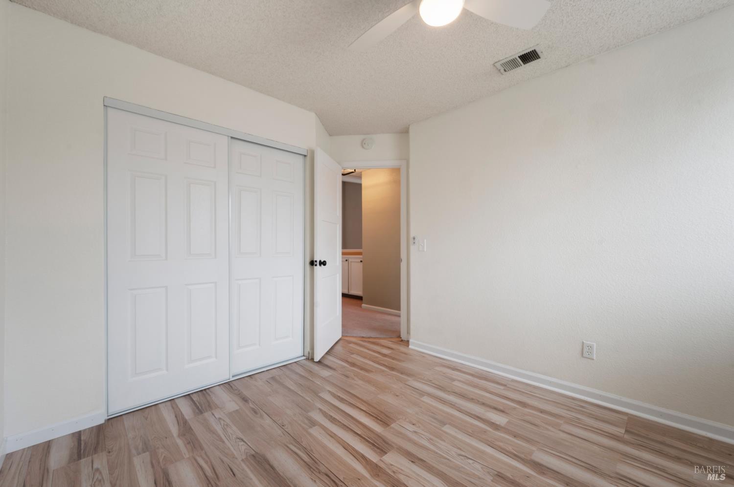 Detail Gallery Image 31 of 56 For 115 American Way, Vacaville,  CA 95687 - 3 Beds | 2/1 Baths