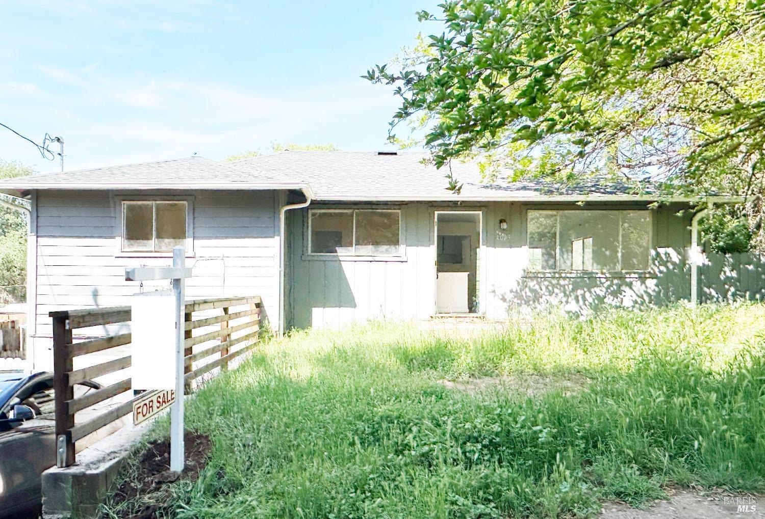 Detail Gallery Image 2 of 18 For 4083 Frye Ave, Clearlake,  CA 95422 - 3 Beds | 1 Baths