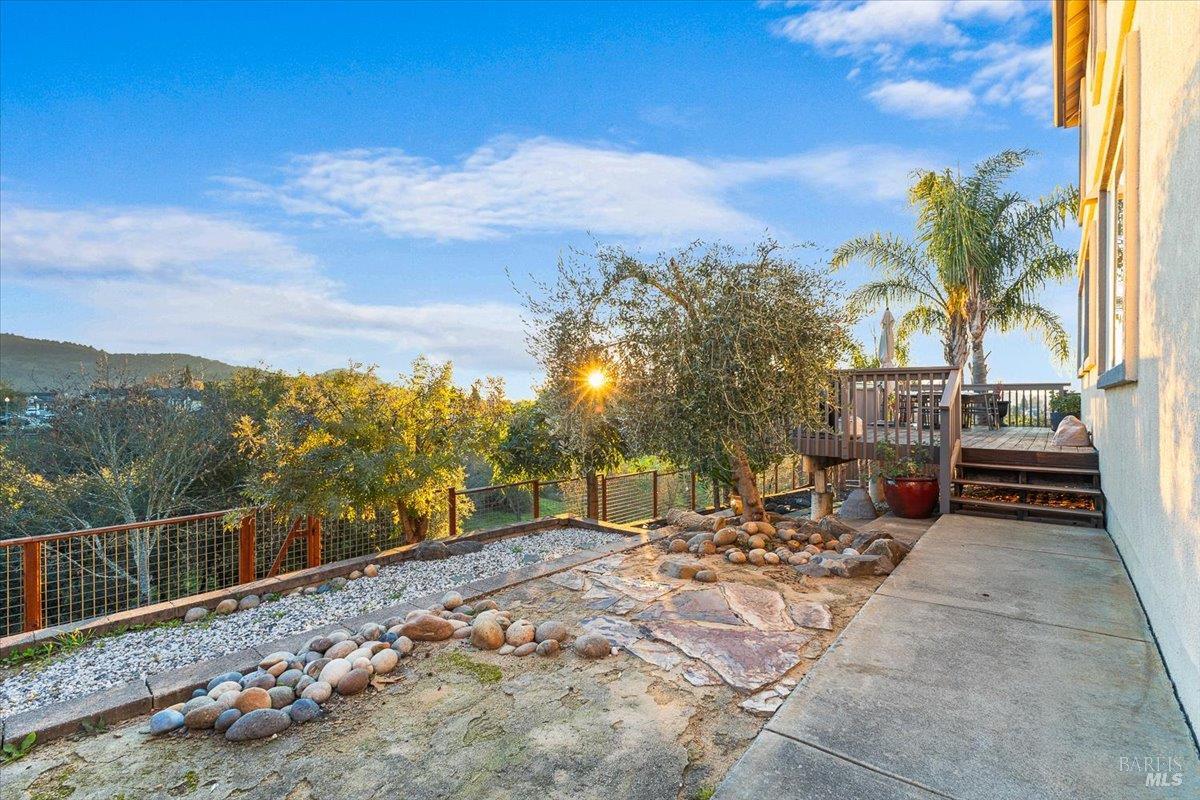 Detail Gallery Image 48 of 61 For 5866 Sailing Hawk Ave, Santa Rosa,  CA 95409 - 4 Beds | 4/1 Baths