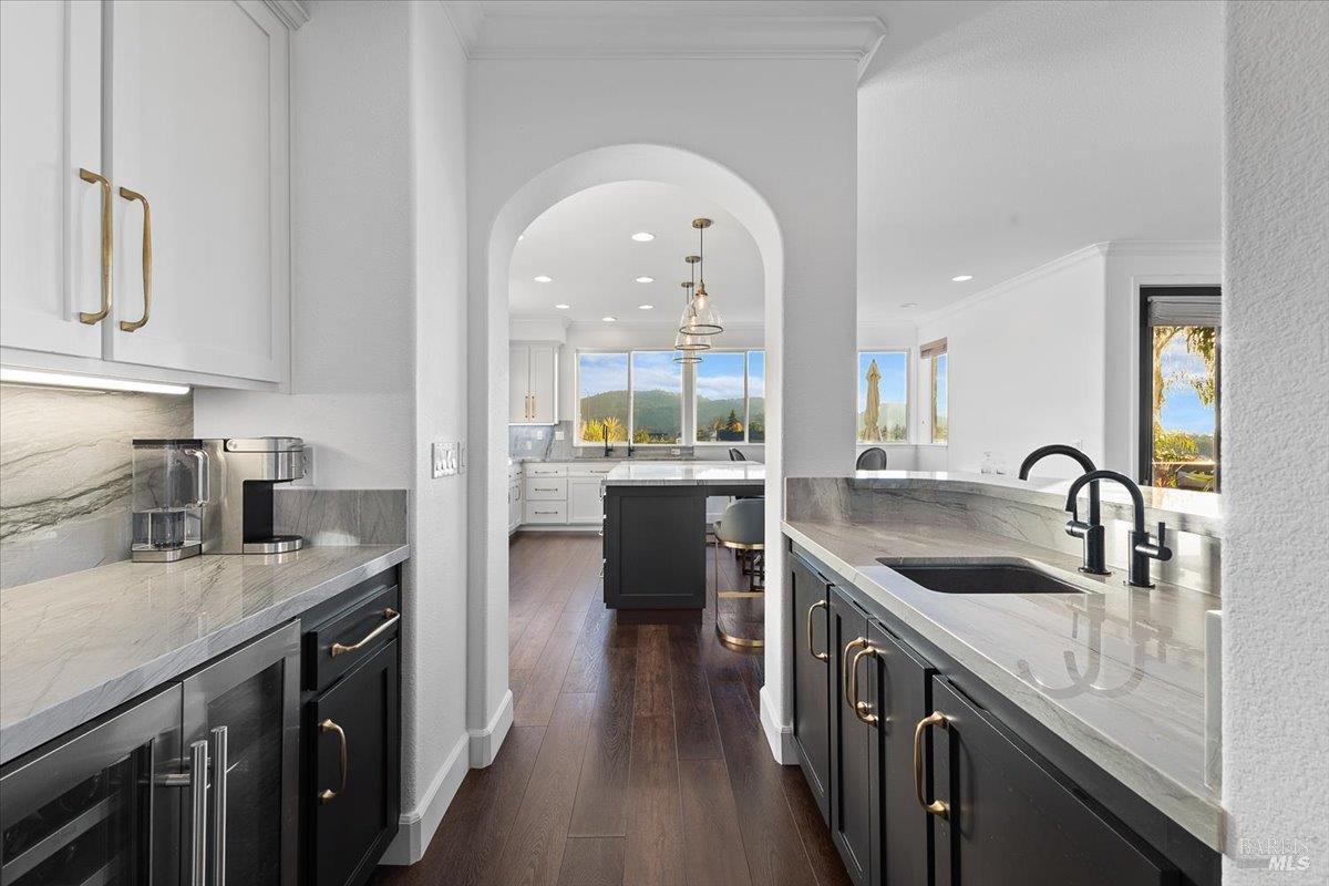 Detail Gallery Image 17 of 61 For 5866 Sailing Hawk Ave, Santa Rosa,  CA 95409 - 4 Beds | 4/1 Baths