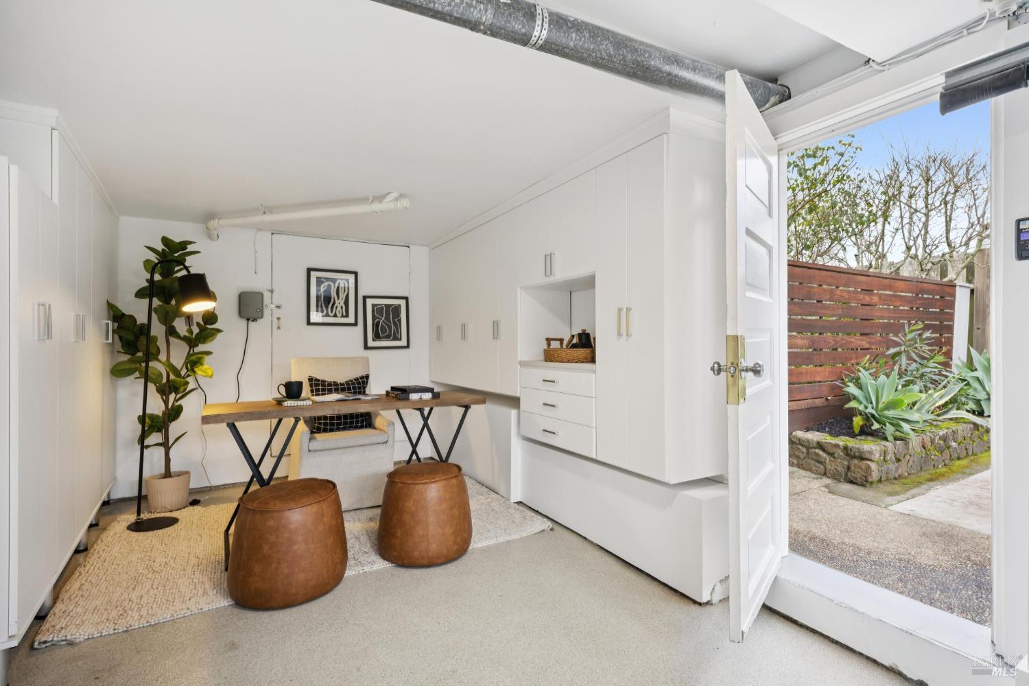 Detail Gallery Image 35 of 44 For 33 Montecito Ave, Corte Madera,  CA 94925 - 3 Beds | 2/1 Baths