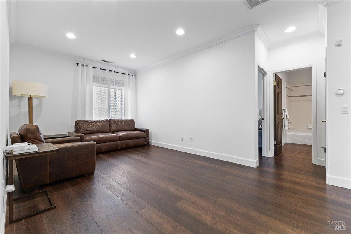 Detail Gallery Image 41 of 61 For 5866 Sailing Hawk Ave, Santa Rosa,  CA 95409 - 4 Beds | 4/1 Baths