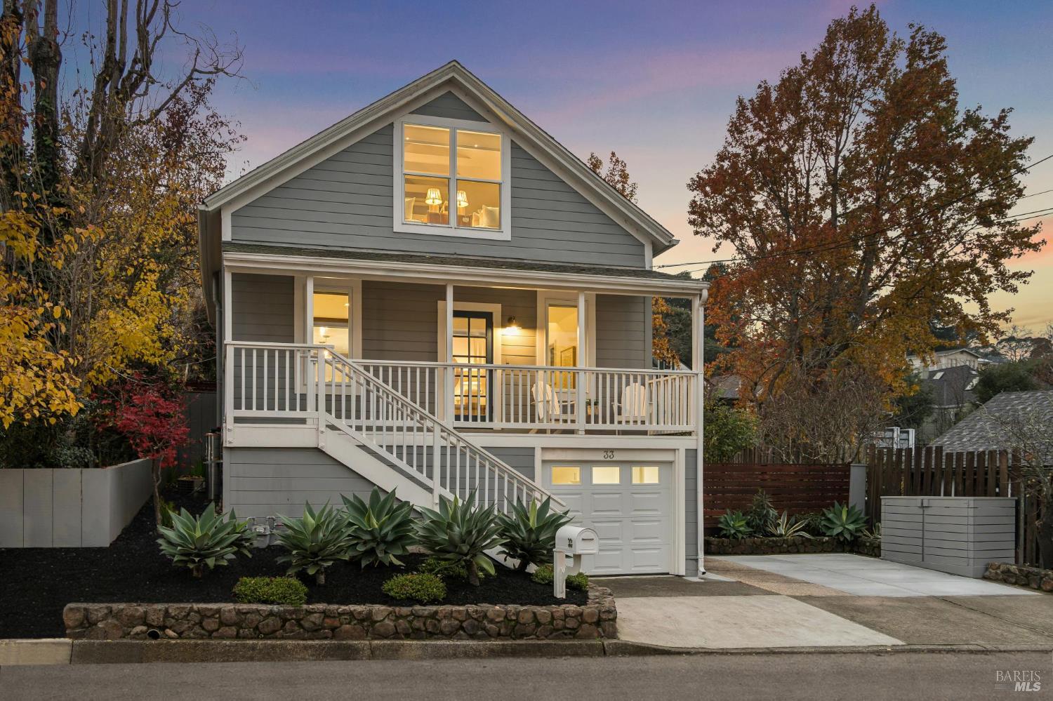 Detail Gallery Image 37 of 44 For 33 Montecito Ave, Corte Madera,  CA 94925 - 3 Beds | 2/1 Baths