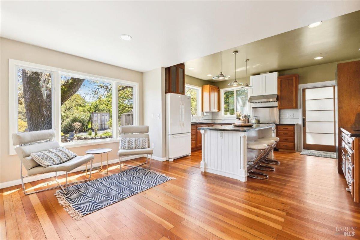 Detail Gallery Image 11 of 66 For 4820 Bennett Valley Rd, Santa Rosa,  CA 95404 - 6 Beds | 5 Baths