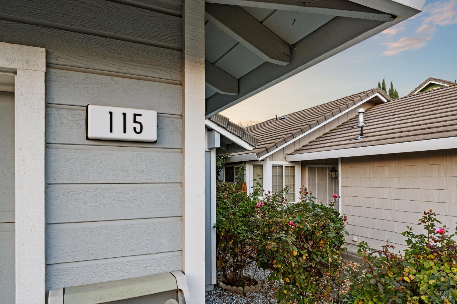 Detail Gallery Image 54 of 56 For 115 American Way, Vacaville,  CA 95687 - 3 Beds | 2/1 Baths