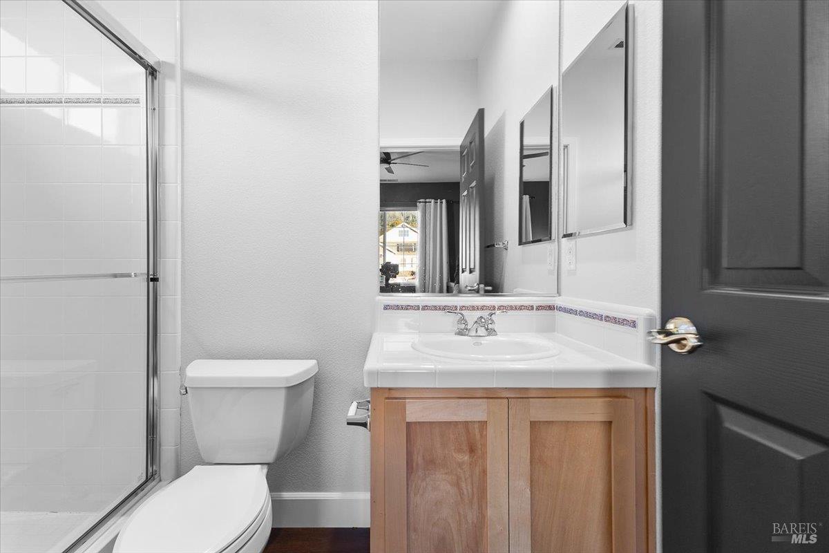 Detail Gallery Image 39 of 61 For 5866 Sailing Hawk Ave, Santa Rosa,  CA 95409 - 4 Beds | 4/1 Baths