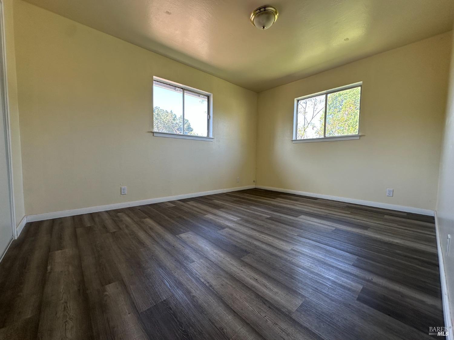 Detail Gallery Image 9 of 18 For 4083 Frye Ave, Clearlake,  CA 95422 - 3 Beds | 1 Baths