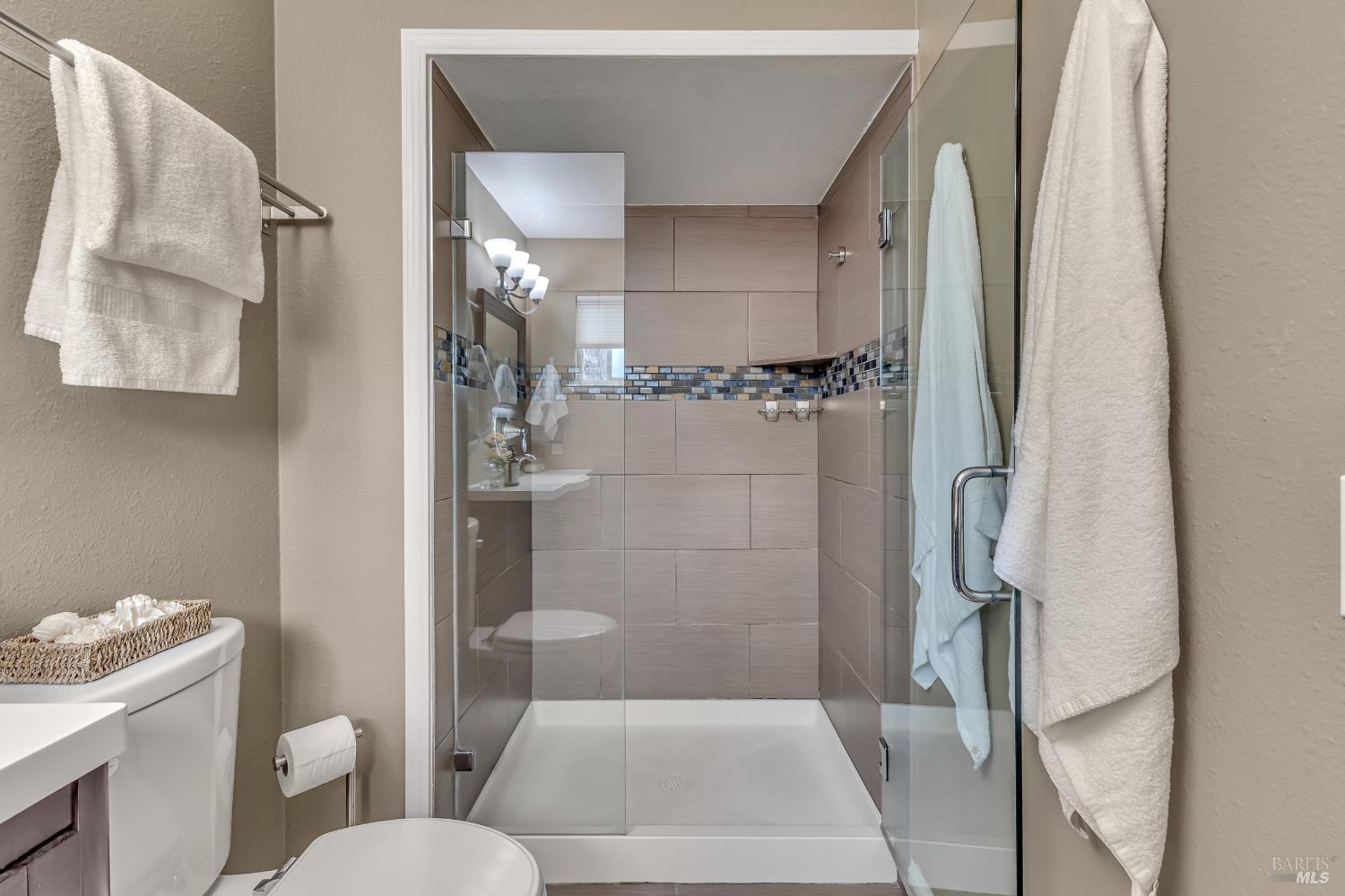 Detail Gallery Image 19 of 37 For 3955 Briarwood St, Napa,  CA 94558 - 3 Beds | 2 Baths