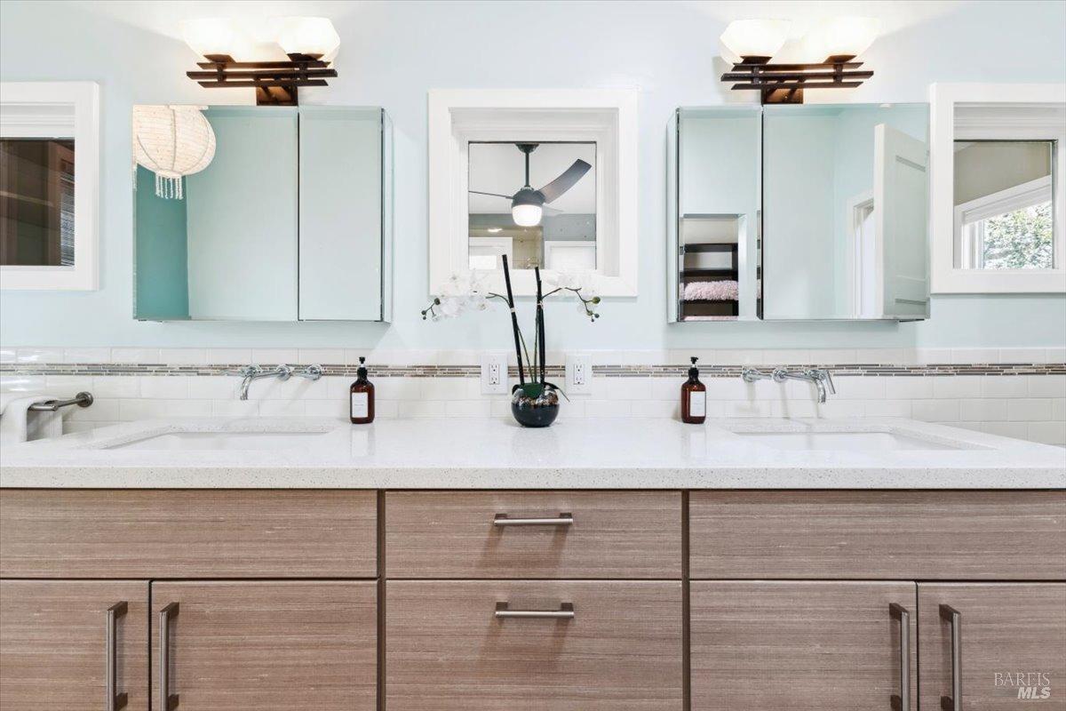 Detail Gallery Image 25 of 66 For 4820 Bennett Valley Rd, Santa Rosa,  CA 95404 - 6 Beds | 5 Baths