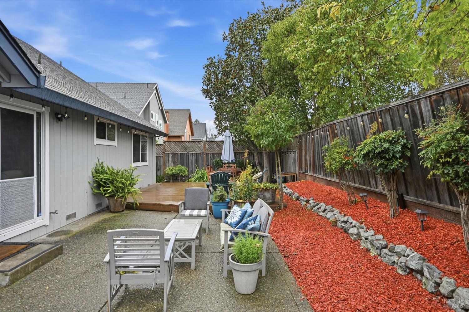 Detail Gallery Image 25 of 25 For 281 Michael Dr, Santa Rosa,  CA 95401 - 3 Beds | 2 Baths