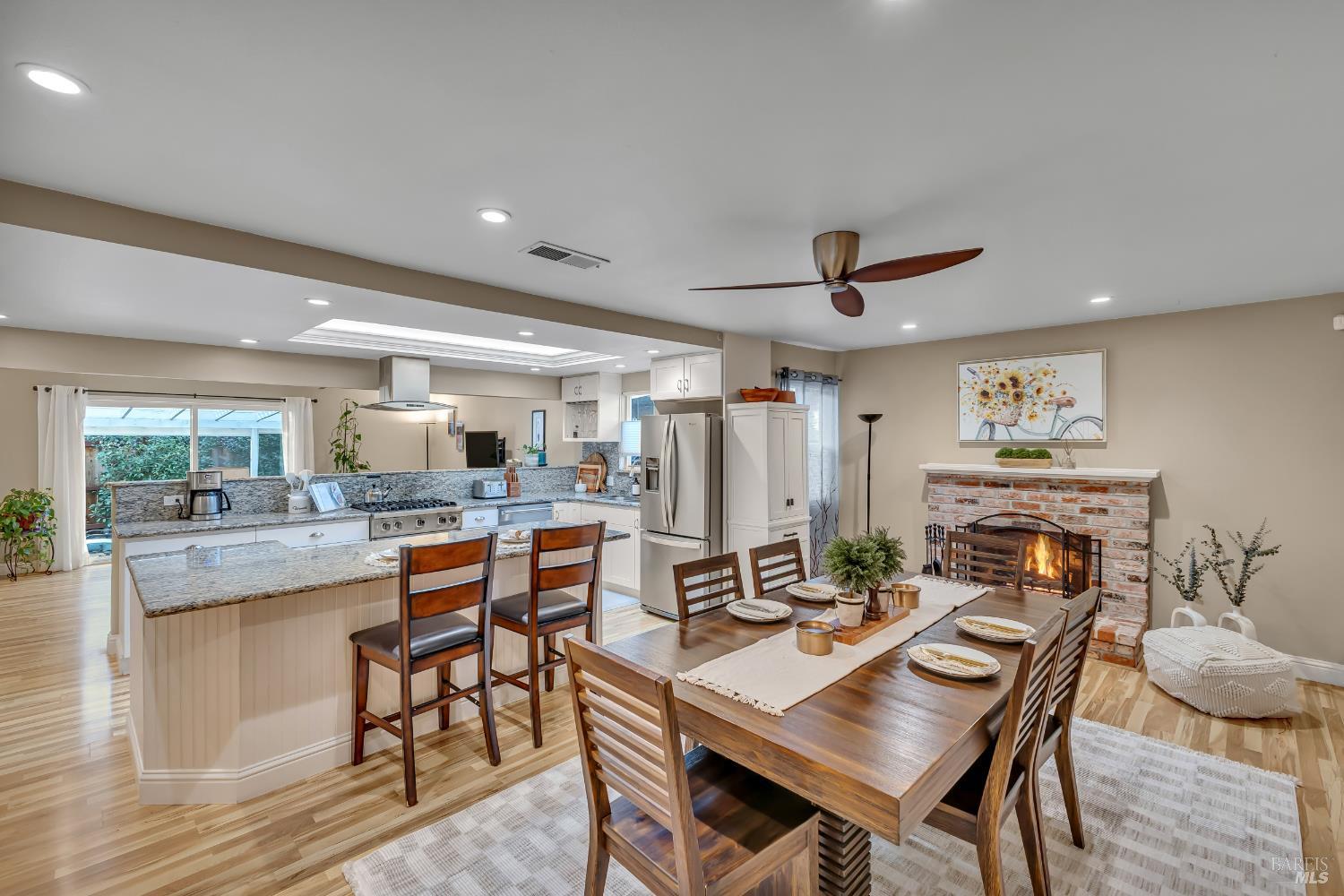 Detail Gallery Image 12 of 37 For 3955 Briarwood St, Napa,  CA 94558 - 3 Beds | 2 Baths