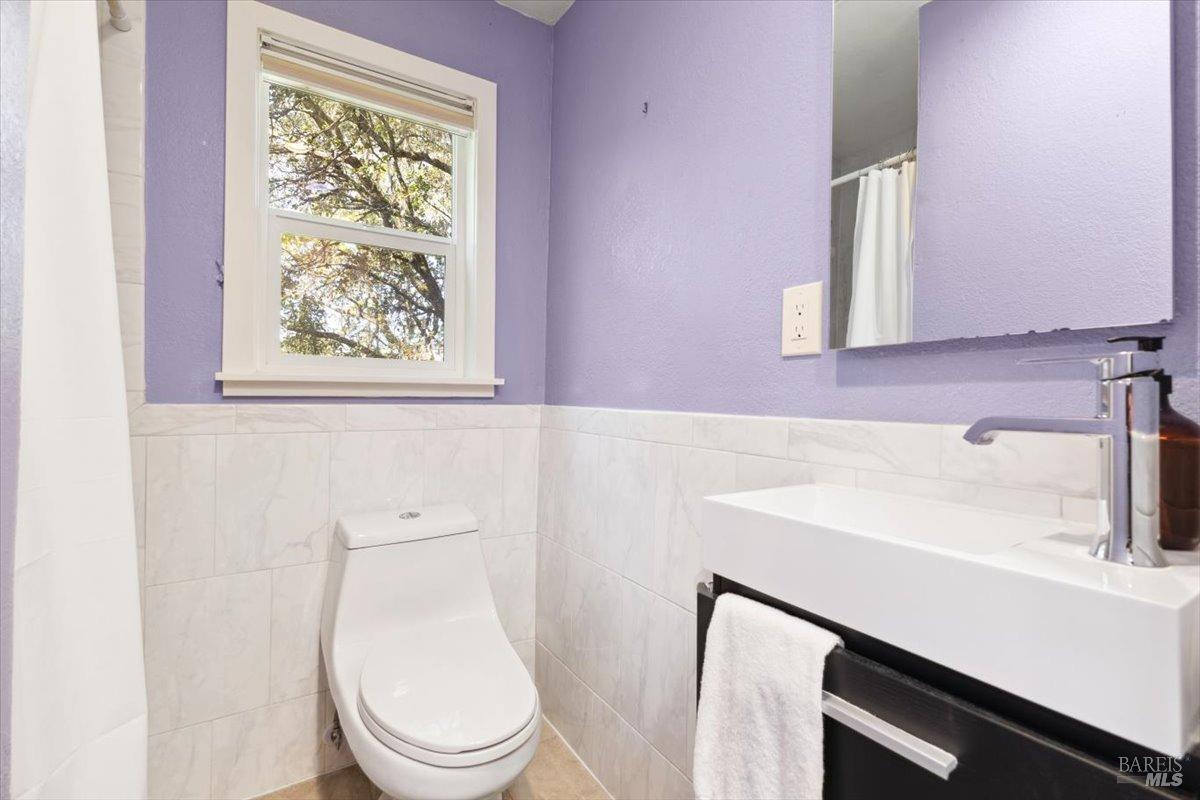 Detail Gallery Image 45 of 66 For 4820 Bennett Valley Rd, Santa Rosa,  CA 95404 - 6 Beds | 5 Baths