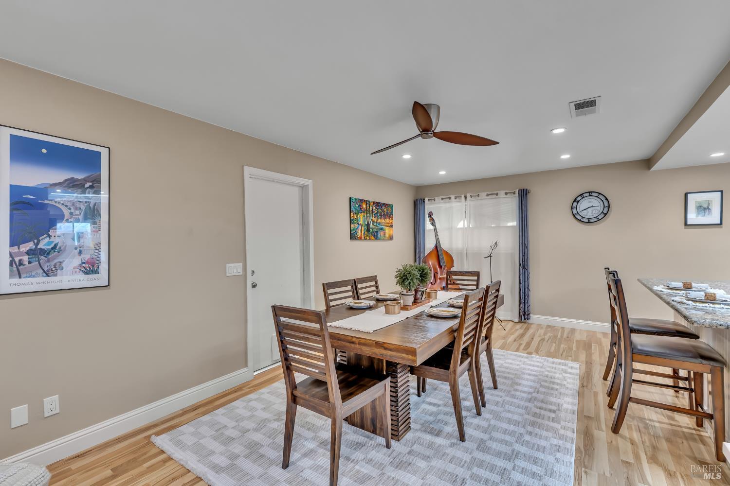 Detail Gallery Image 11 of 37 For 3955 Briarwood St, Napa,  CA 94558 - 3 Beds | 2 Baths