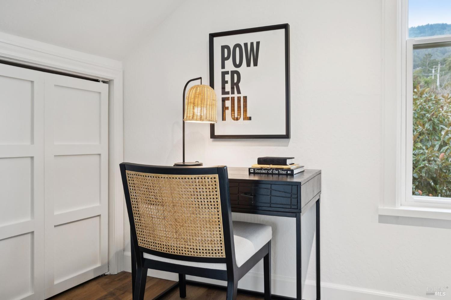 Detail Gallery Image 32 of 44 For 33 Montecito Ave, Corte Madera,  CA 94925 - 3 Beds | 2/1 Baths