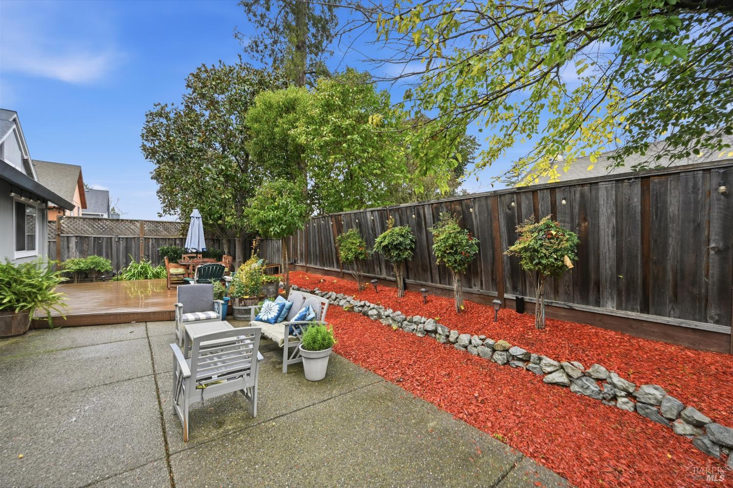 Detail Gallery Image 24 of 25 For 281 Michael Dr, Santa Rosa,  CA 95401 - 3 Beds | 2 Baths