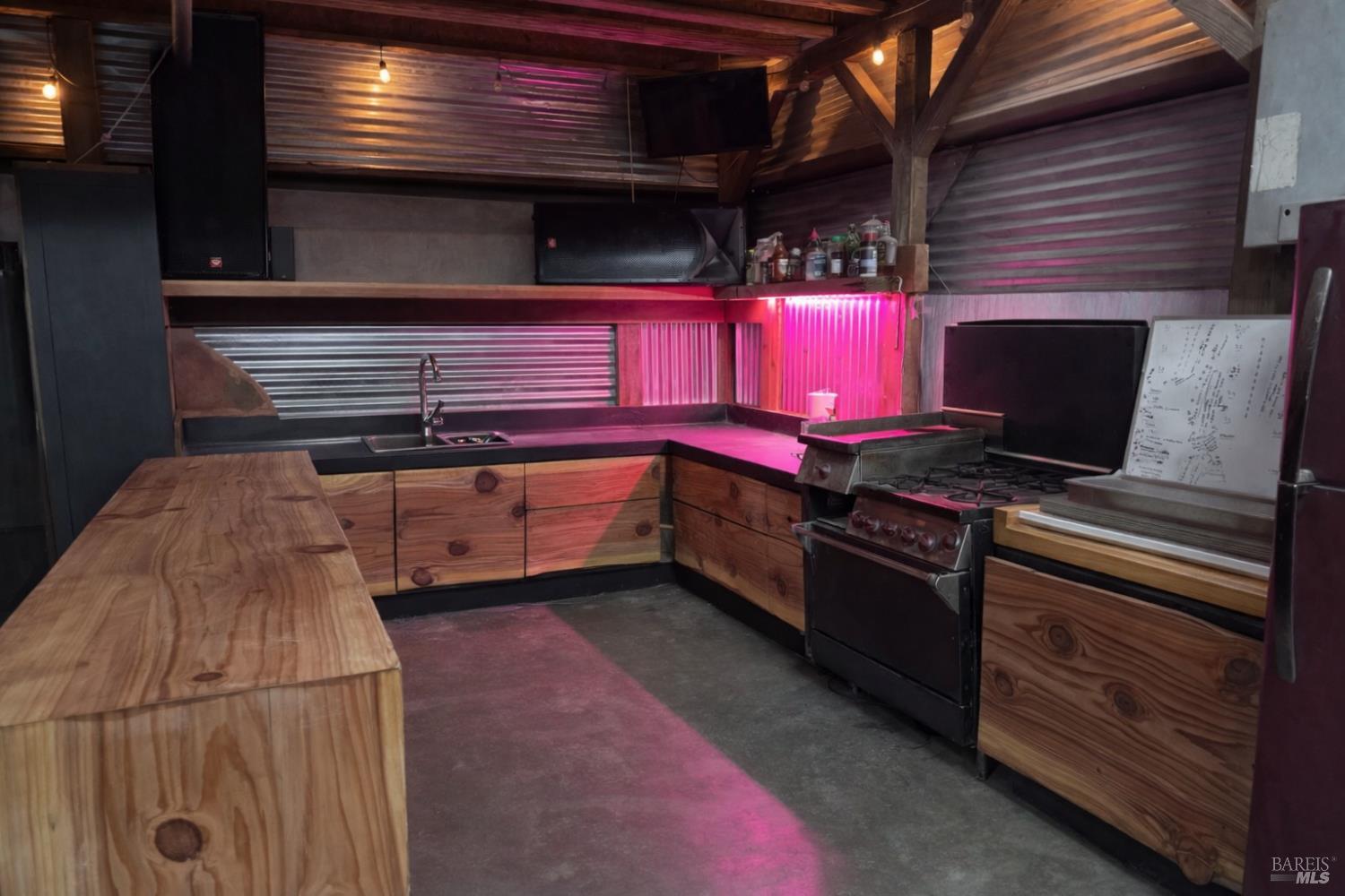 Detail Gallery Image 6 of 23 For Address Is Not Disclosed, Redwood Valley,  CA 95470 - – Beds | – Baths