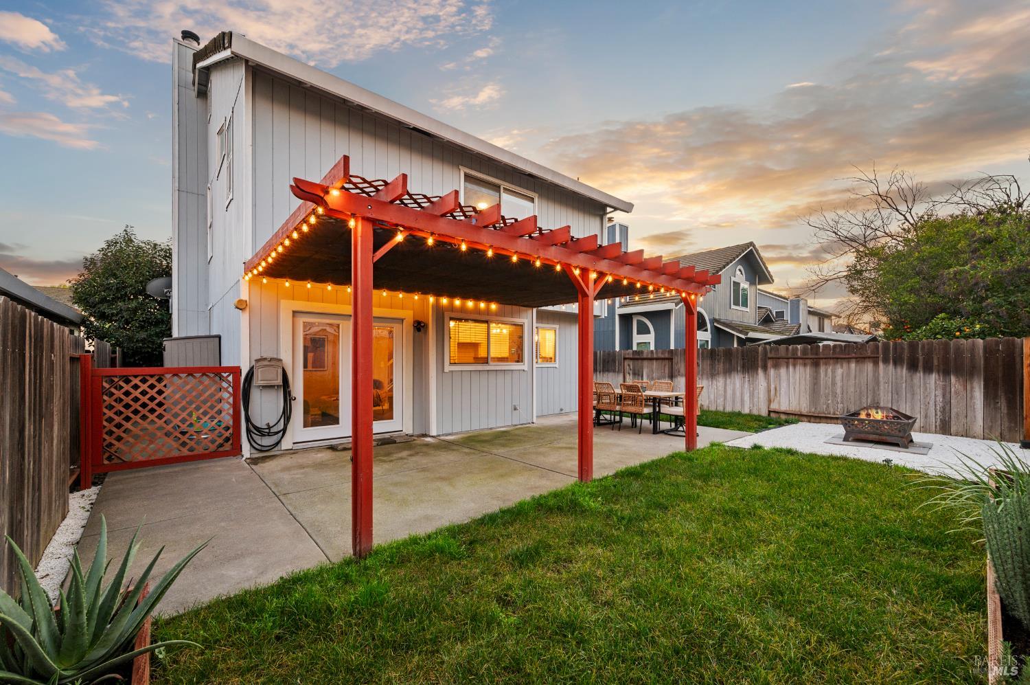 Detail Gallery Image 46 of 56 For 115 American Way, Vacaville,  CA 95687 - 3 Beds | 2/1 Baths