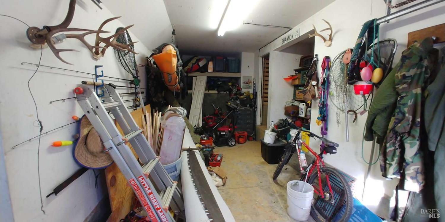 Detail Gallery Image 3 of 21 For 8132 Grape Ave, Forestville,  CA 95436 - 3 Beds | 1 Baths