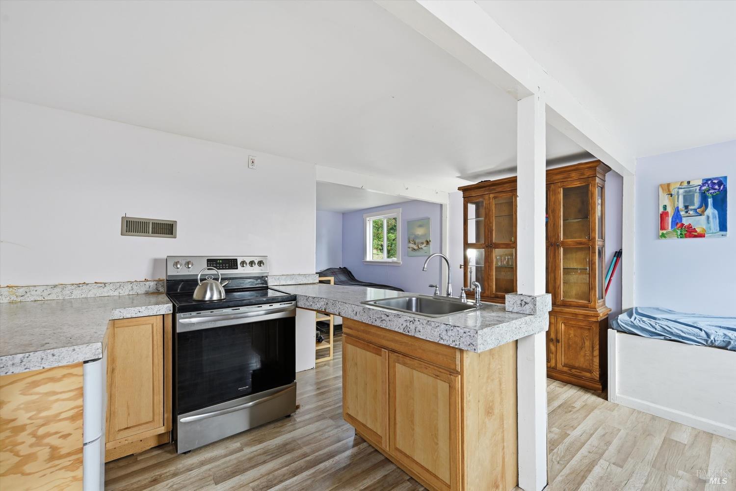 Detail Gallery Image 30 of 43 For 18701 Glenwood Rd, Hidden Valley Lake,  CA 95467 - 3 Beds | 3 Baths