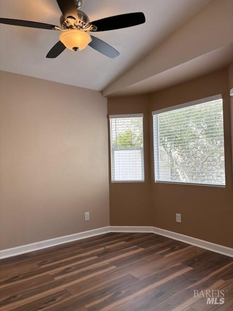 Detail Gallery Image 7 of 26 For 8754 Park Run Rd, San Diego,  CA 92129 - 3 Beds | 2/1 Baths