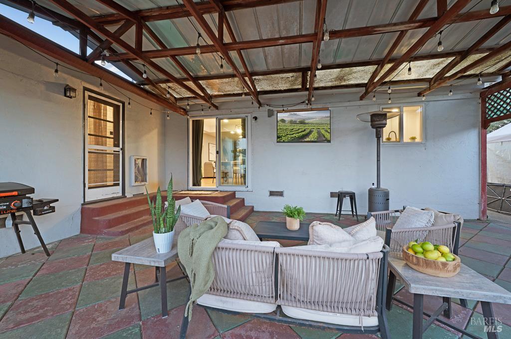 Detail Gallery Image 22 of 29 For 1833 Janero Dr, Santa Rosa,  CA 95407 - 3 Beds | 1/1 Baths