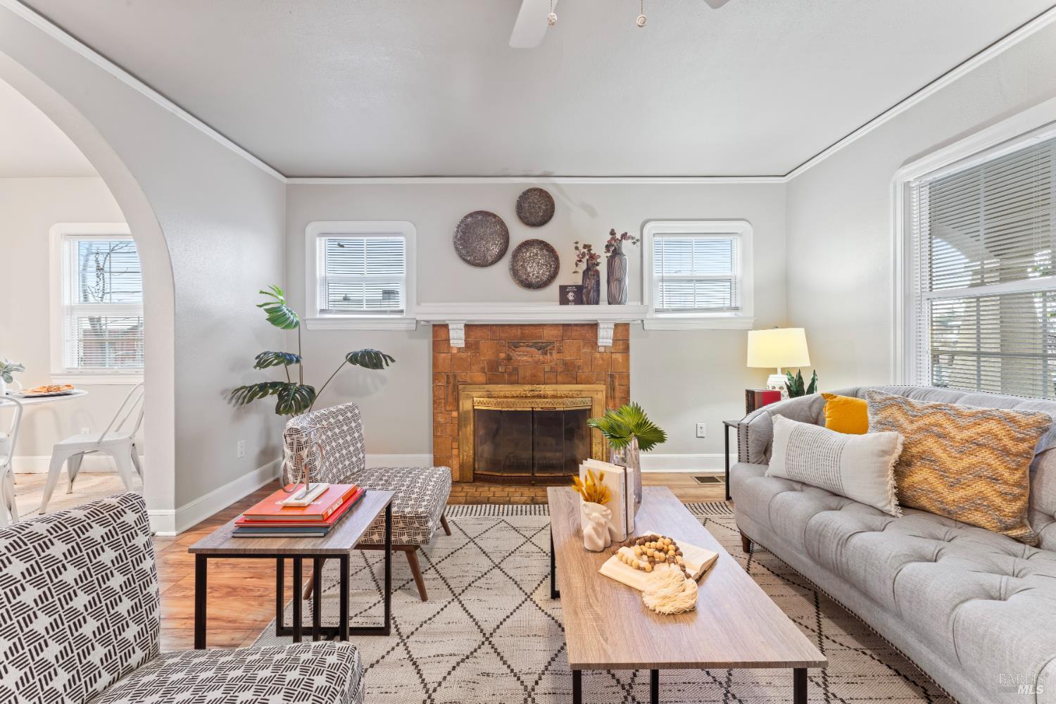 Detail Gallery Image 4 of 20 For 417 14th St, Vallejo,  CA 94590 - 3 Beds | 2 Baths