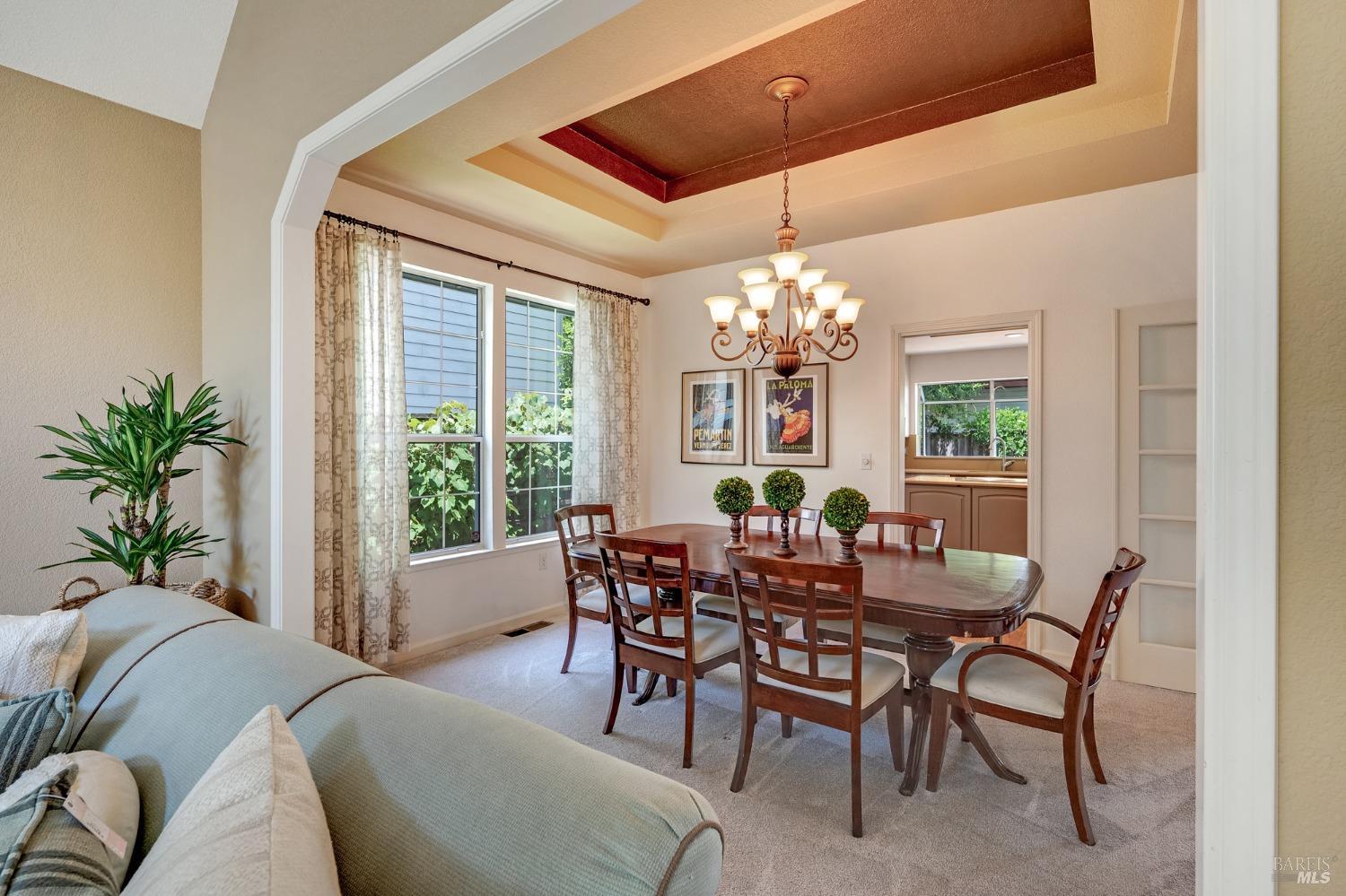 Detail Gallery Image 11 of 52 For 1508 Ronne Dr, Santa Rosa,  CA 95404 - 4 Beds | 3 Baths