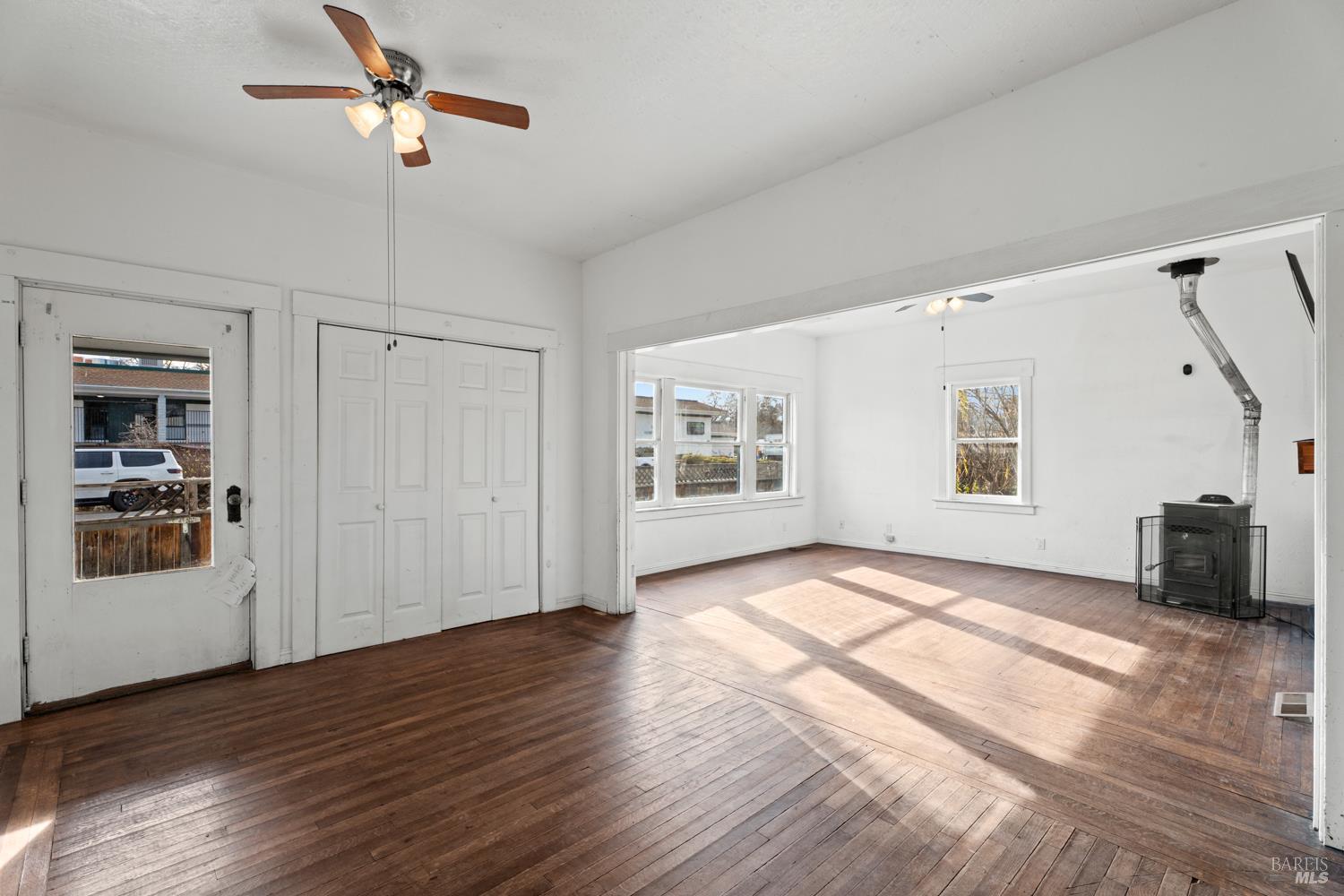 Detail Gallery Image 2 of 38 For 630 2nd St, Upper Lake,  CA 95485 - 7 Beds | 6 Baths