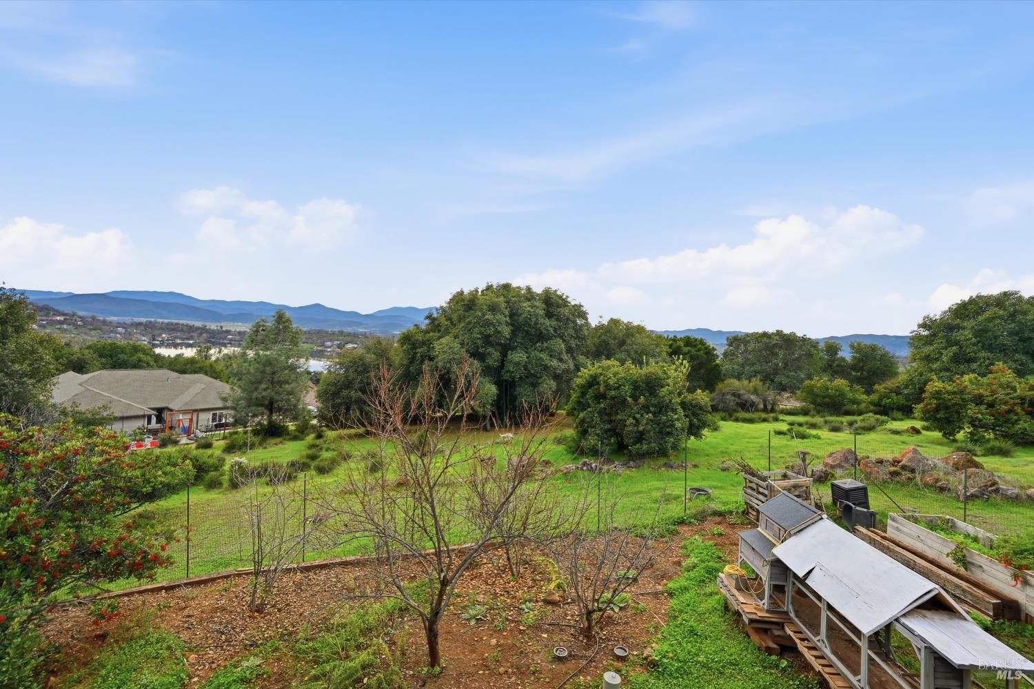 Detail Gallery Image 35 of 43 For 18701 Glenwood Rd, Hidden Valley Lake,  CA 95467 - 3 Beds | 3 Baths