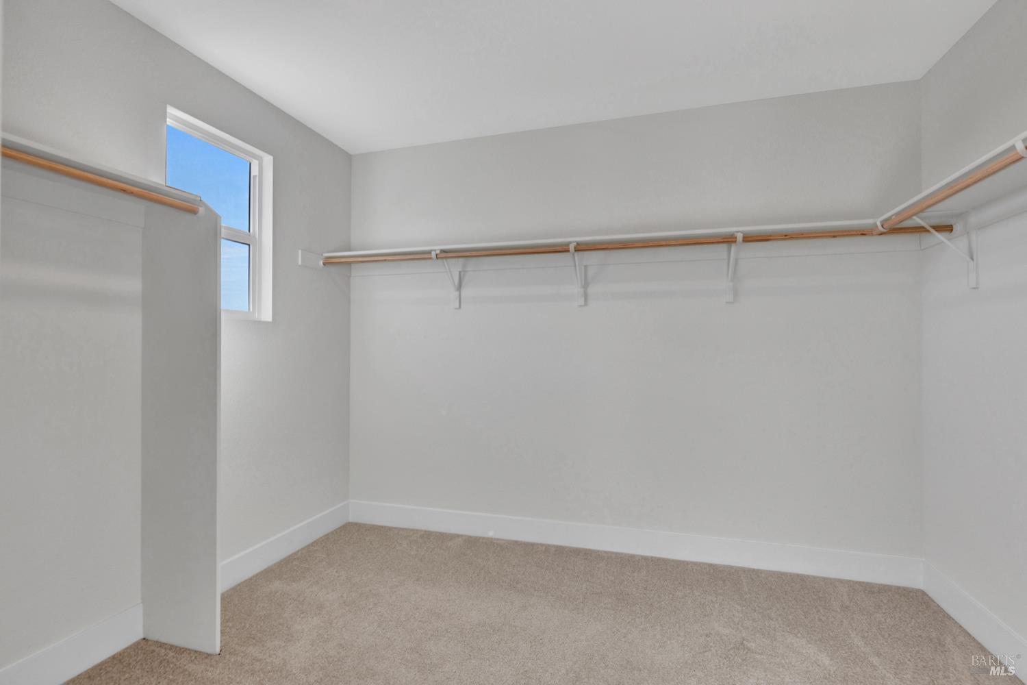 Detail Gallery Image 14 of 21 For 153 Frontier St, American Canyon,  CA 94503 - 4 Beds | 3 Baths