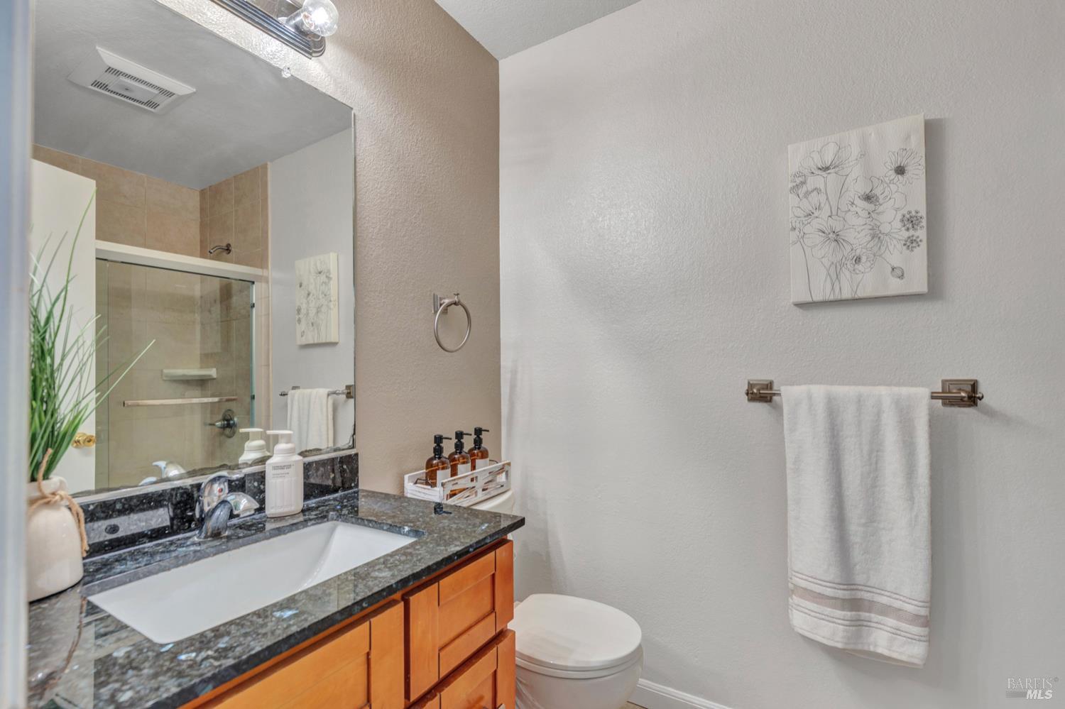 Detail Gallery Image 11 of 17 For 35 Marla Dr, American Canyon,  CA 94503 - 3 Beds | 2 Baths