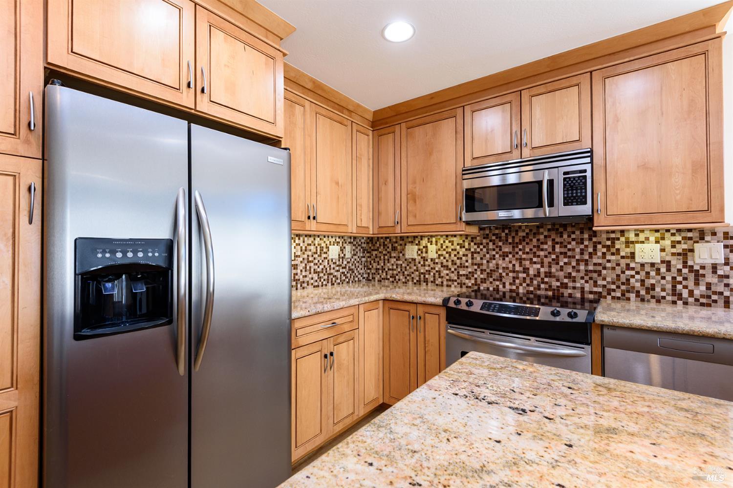 Detail Gallery Image 8 of 31 For 36 Shannon Ct, Novato,  CA 94949 - – Beds | – Baths