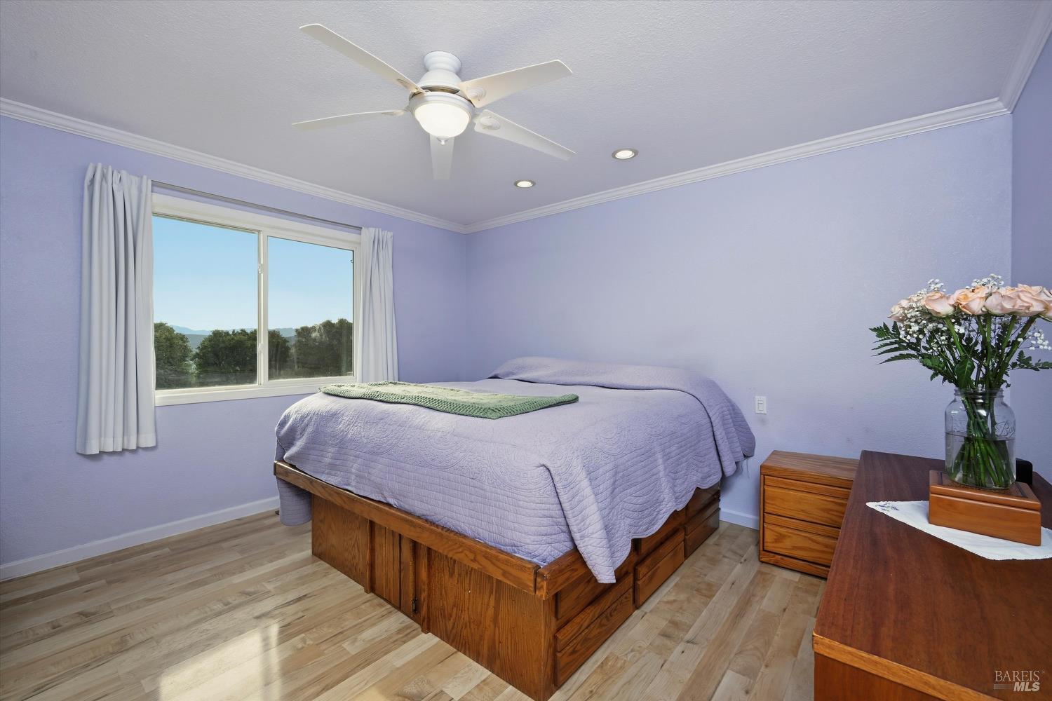 Detail Gallery Image 18 of 43 For 18701 Glenwood Rd, Hidden Valley Lake,  CA 95467 - 3 Beds | 3 Baths