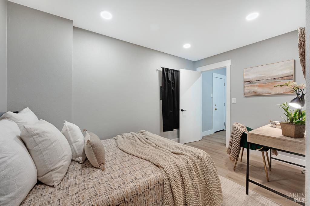 Detail Gallery Image 19 of 29 For 1833 Janero Dr, Santa Rosa,  CA 95407 - 3 Beds | 1/1 Baths