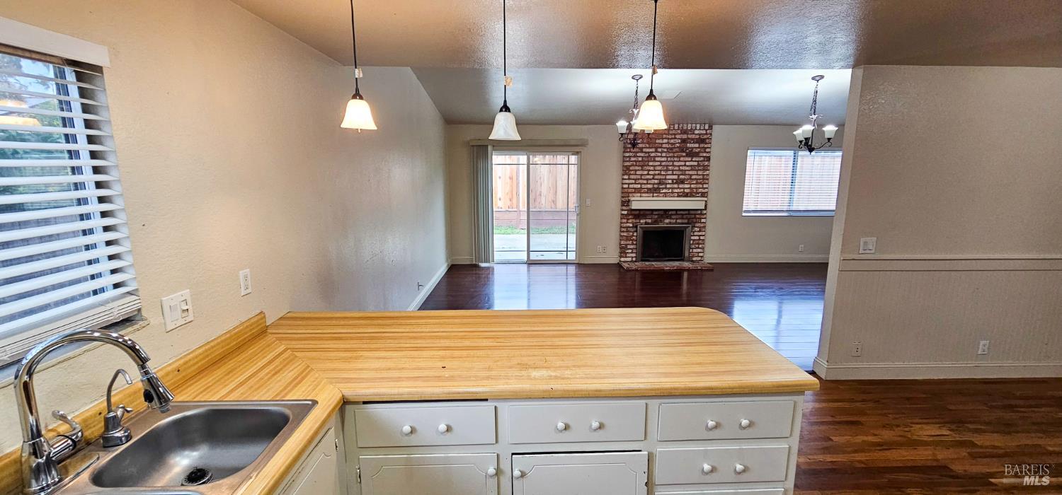 Detail Gallery Image 16 of 30 For 709 Capistrano Dr, Suisun City,  CA 94585 - 3 Beds | 2 Baths