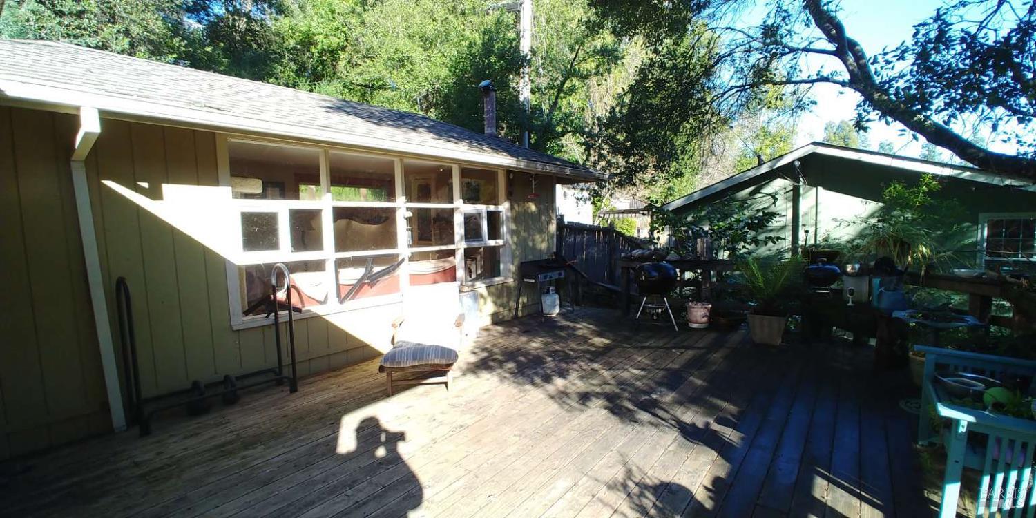 Detail Gallery Image 4 of 21 For 8132 Grape Ave, Forestville,  CA 95436 - 3 Beds | 1 Baths