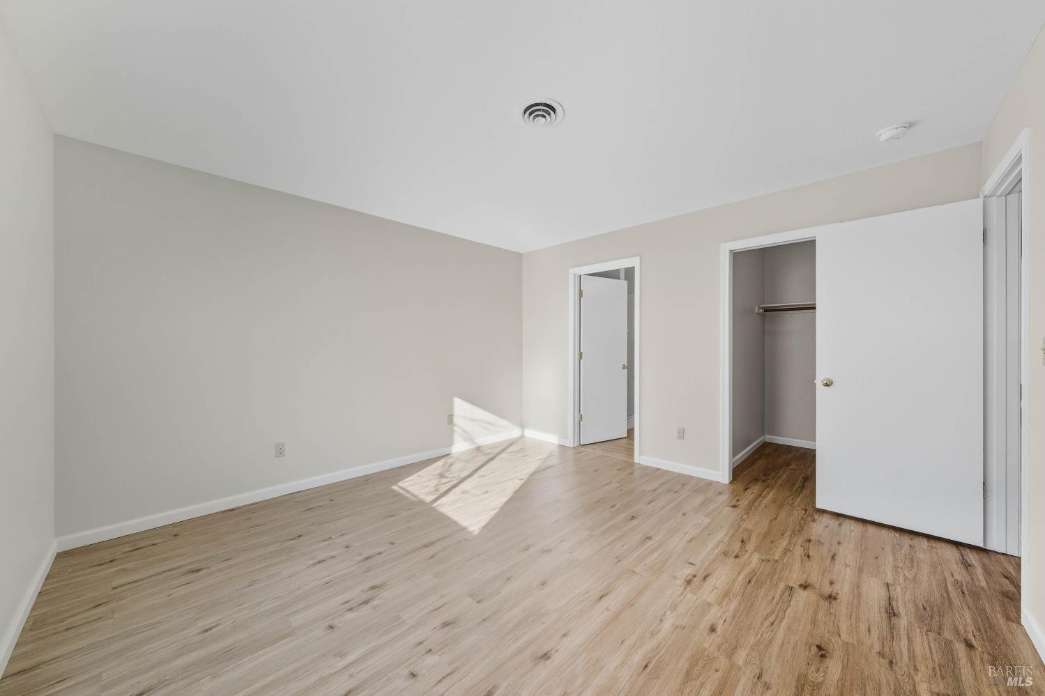 Detail Gallery Image 29 of 49 For 9730 Lake St, Lower Lake,  CA 95457 - 3 Beds | 2 Baths