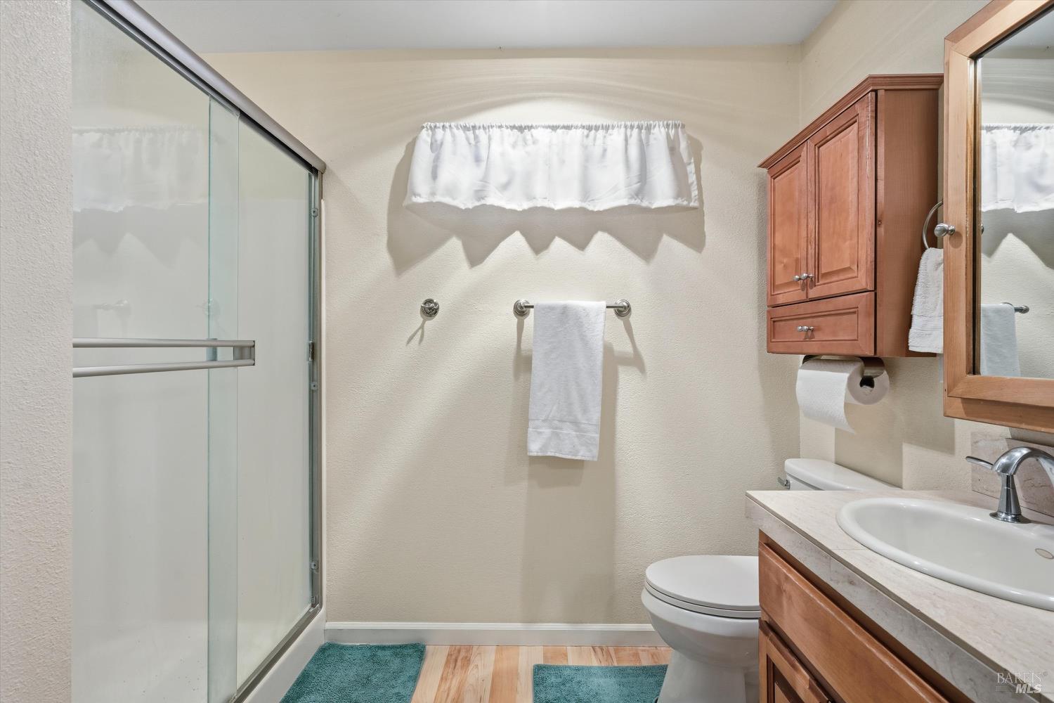 Detail Gallery Image 21 of 43 For 18701 Glenwood Rd, Hidden Valley Lake,  CA 95467 - 3 Beds | 3 Baths