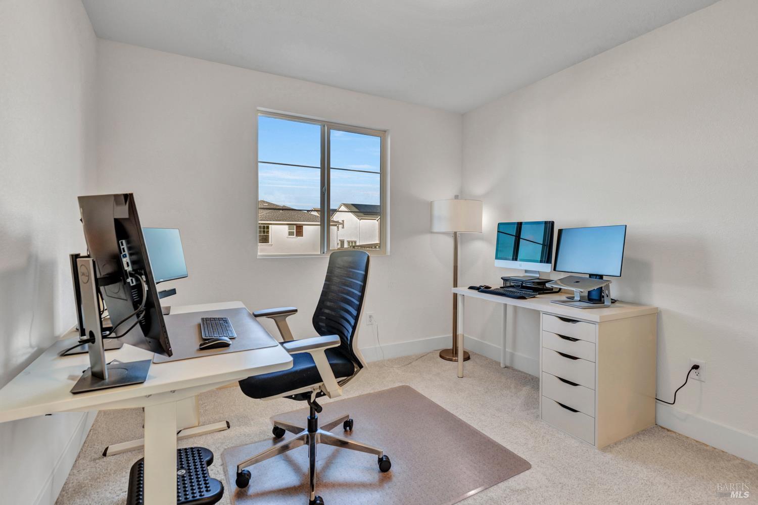 Detail Gallery Image 16 of 21 For 153 Frontier St, American Canyon,  CA 94503 - 4 Beds | 3 Baths